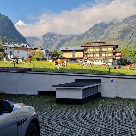 Adler Kaprun, Golf 'n' And Mountain Biking. شقة *