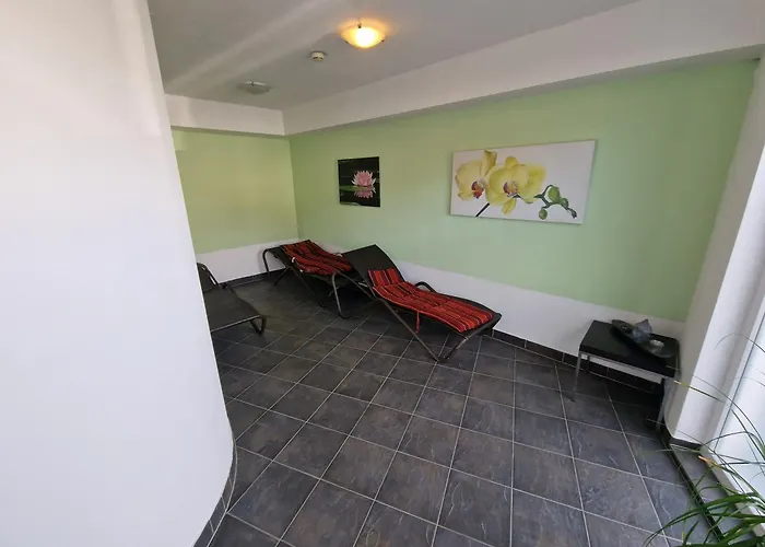 Adler Kaprun, Golf 'n' And Mountain Biking.