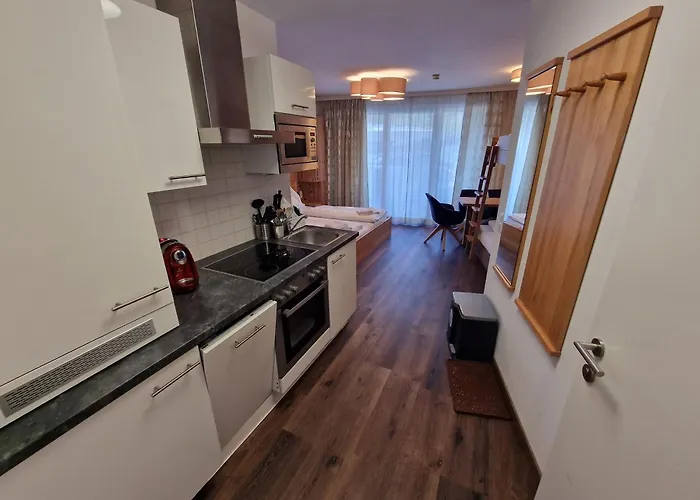 Adler Kaprun, Golf 'n' And Mountain Biking. *