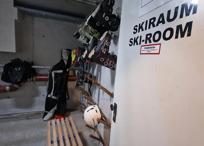 Adler Kaprun, Golf 'n' And Mountain Biking. *